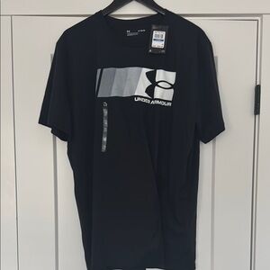 Under Armour Black T-Shirt with Silver Logo
